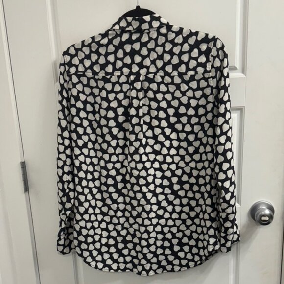 Equipment Femme Monochrome Heart Pattern Shirt 100% Silk Black And White - Picture 3 of 3